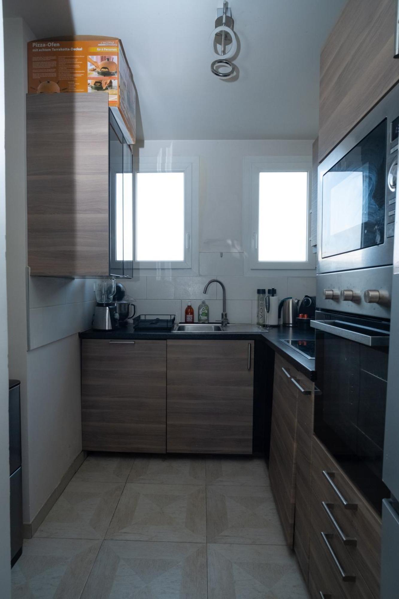 Ferienwohnung Joli T2 Proche Du Metro Avec Vue Tour Eiffel Issy-les-Moulineaux Exterior foto